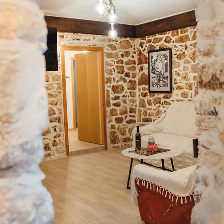 Kamena Oaza Apartmán Stolac